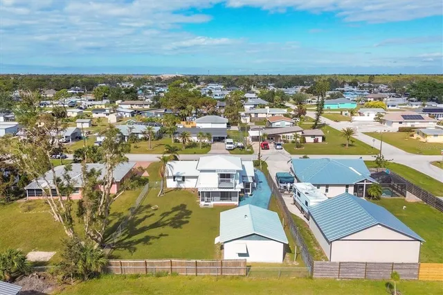 $315,000 | 2075 Pennsylvania Avenue, Englewood, FL 34224