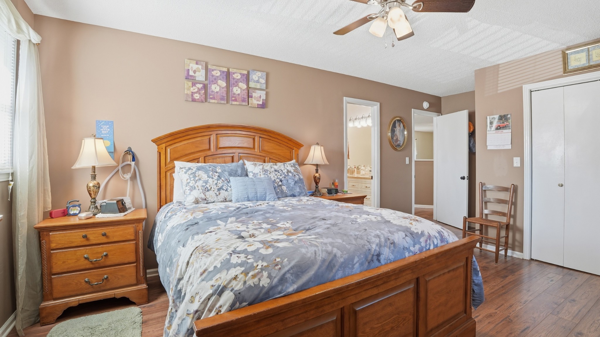 509 12 Oaks Road Tullahoma, TN 37388 - Photo 30 of 60 a bedroom with a bed and a dresser