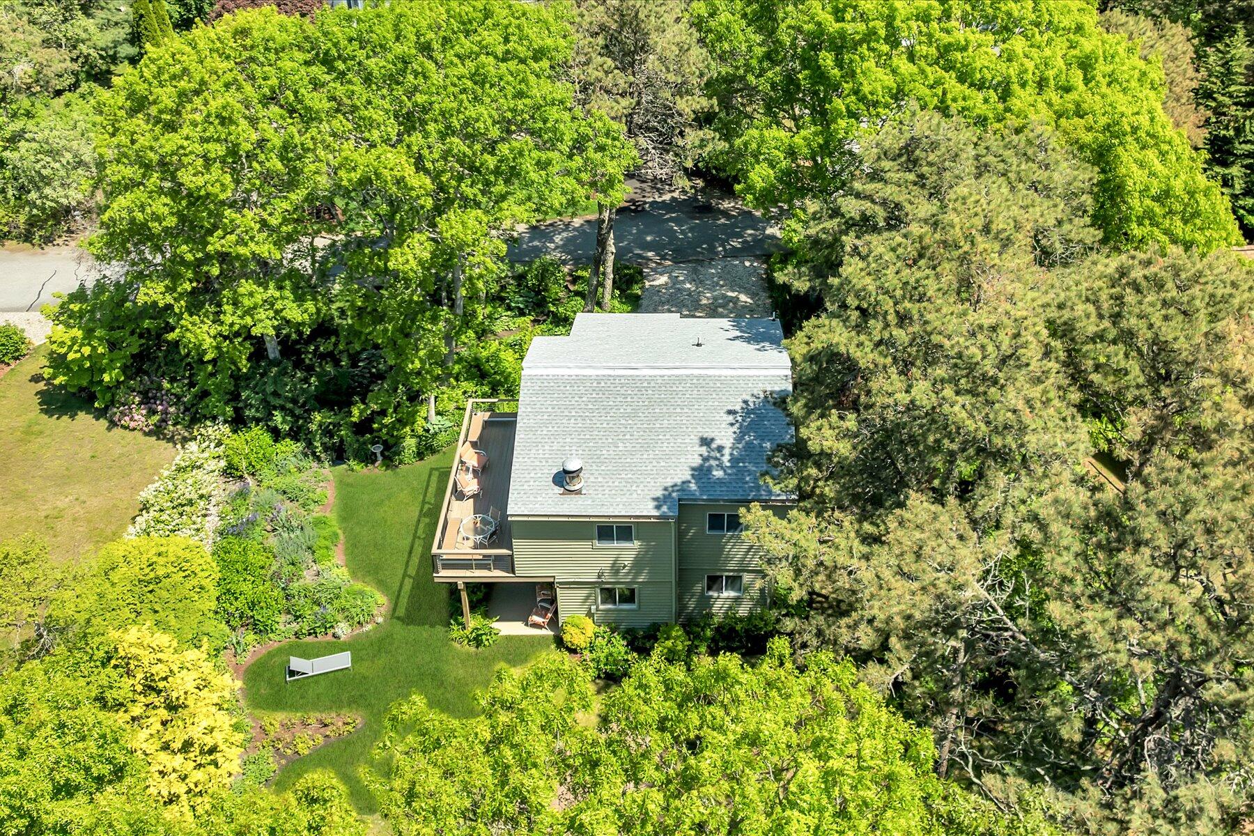 128 Whippoorwill Circle Mashpee, MA 02649 - Photo 35 of 42 27-dji_fly_20260604_105244_196_178058777