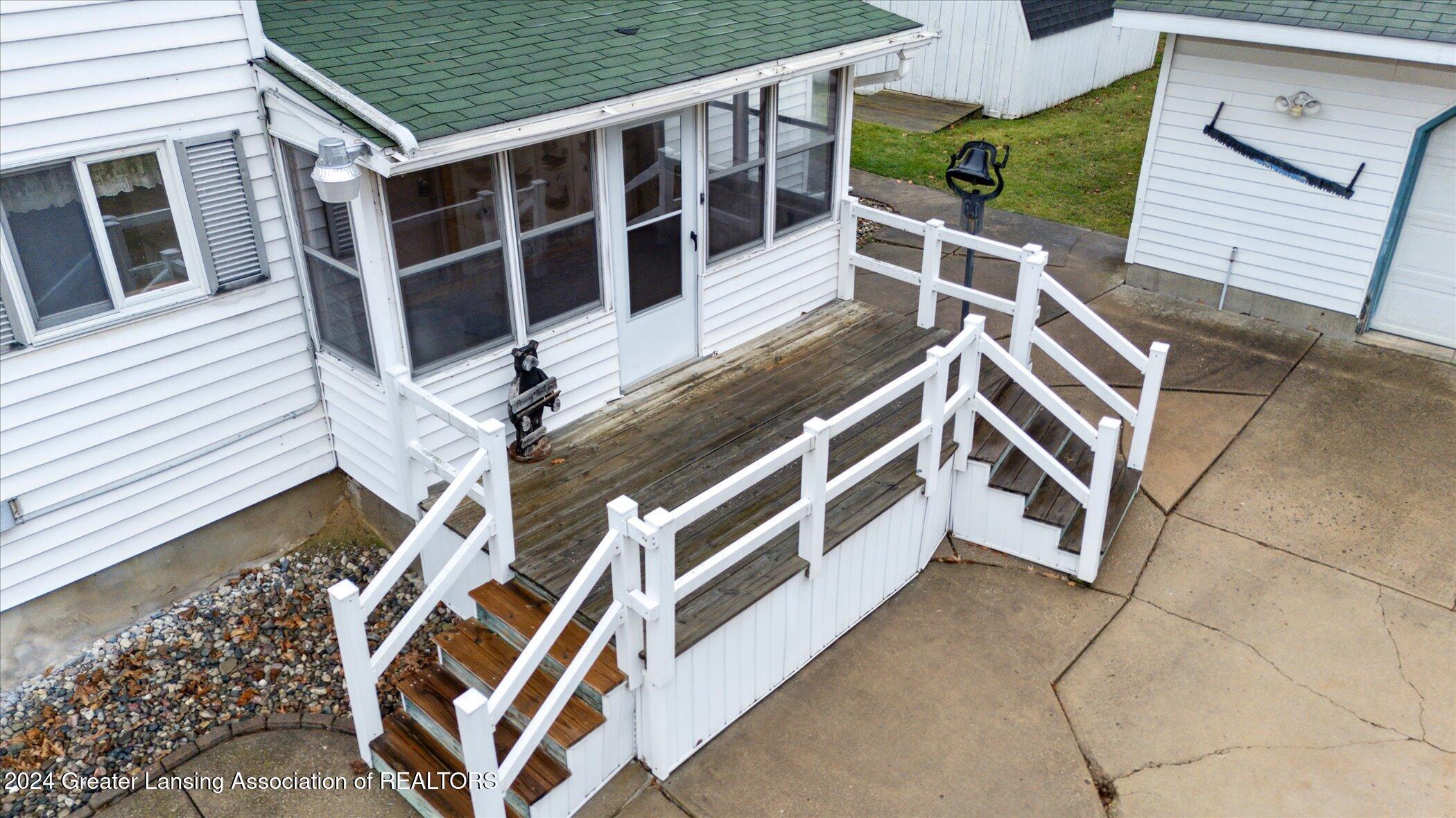 13911 Turner Road Dewitt, MI 48820 - Photo 49 of 55 Deck