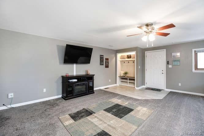 411 Gamma Road Walled Lake, MI 48390 - Photo 8 of 21 Family Room