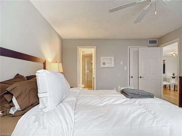 $1,295 | 175 Turtle Lake Court, Unit 310, Naples, FL 34105