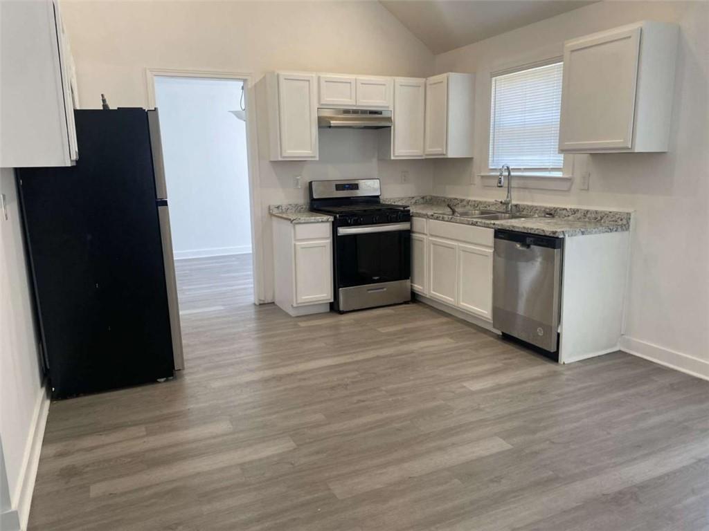 2761 Rambling Way Lithonia, GA 30058 - Photo 2 of 15