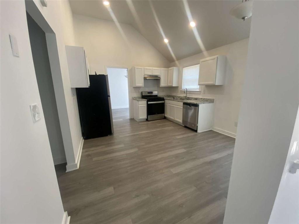 2761 Rambling Way Lithonia, GA 30058 - Photo 3 of 15