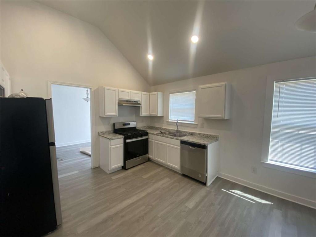 2761 Rambling Way Lithonia, GA 30058 - Photo 4 of 15