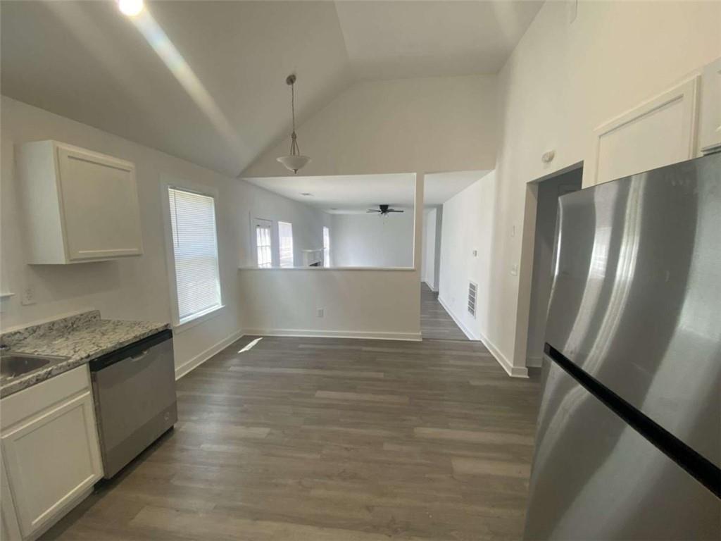 2761 Rambling Way Lithonia, GA 30058 - Photo 8 of 15