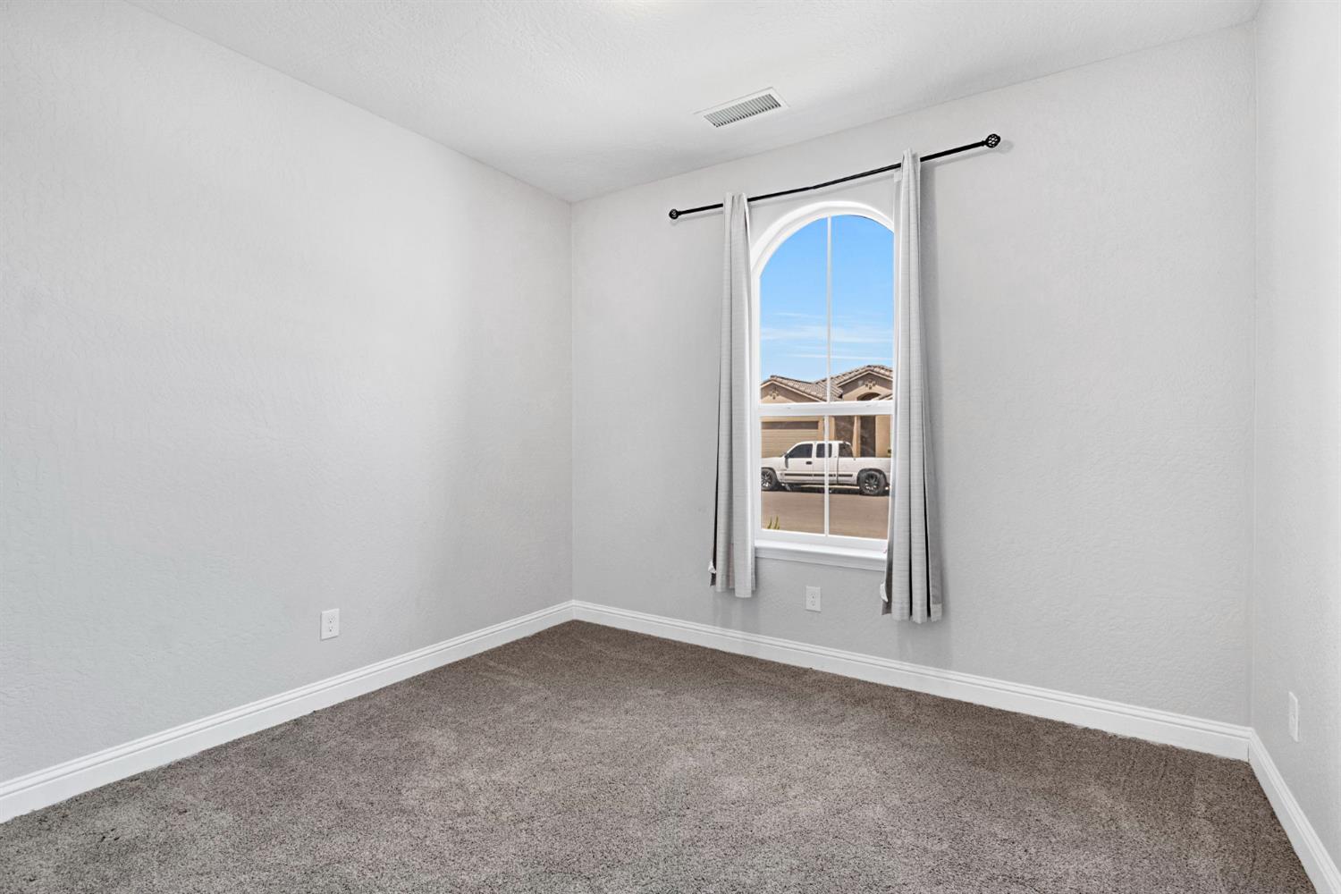 1148 Summit Drive Madera, CA 93638 - Photo 19 of 39