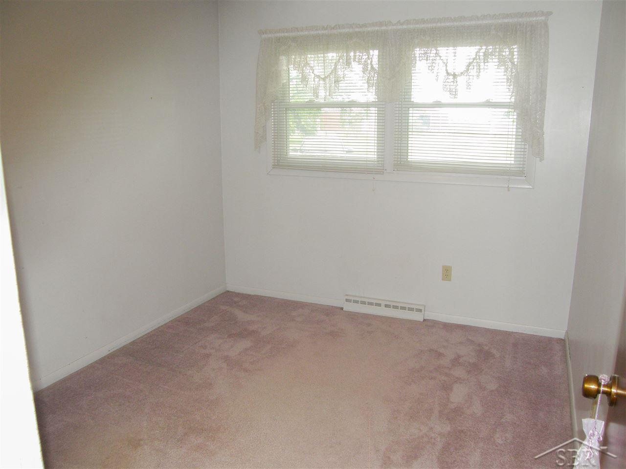 17417 Lincoln Road New Lothrop, MI 48460 - Photo 13 of 19 31395266-12.JPG