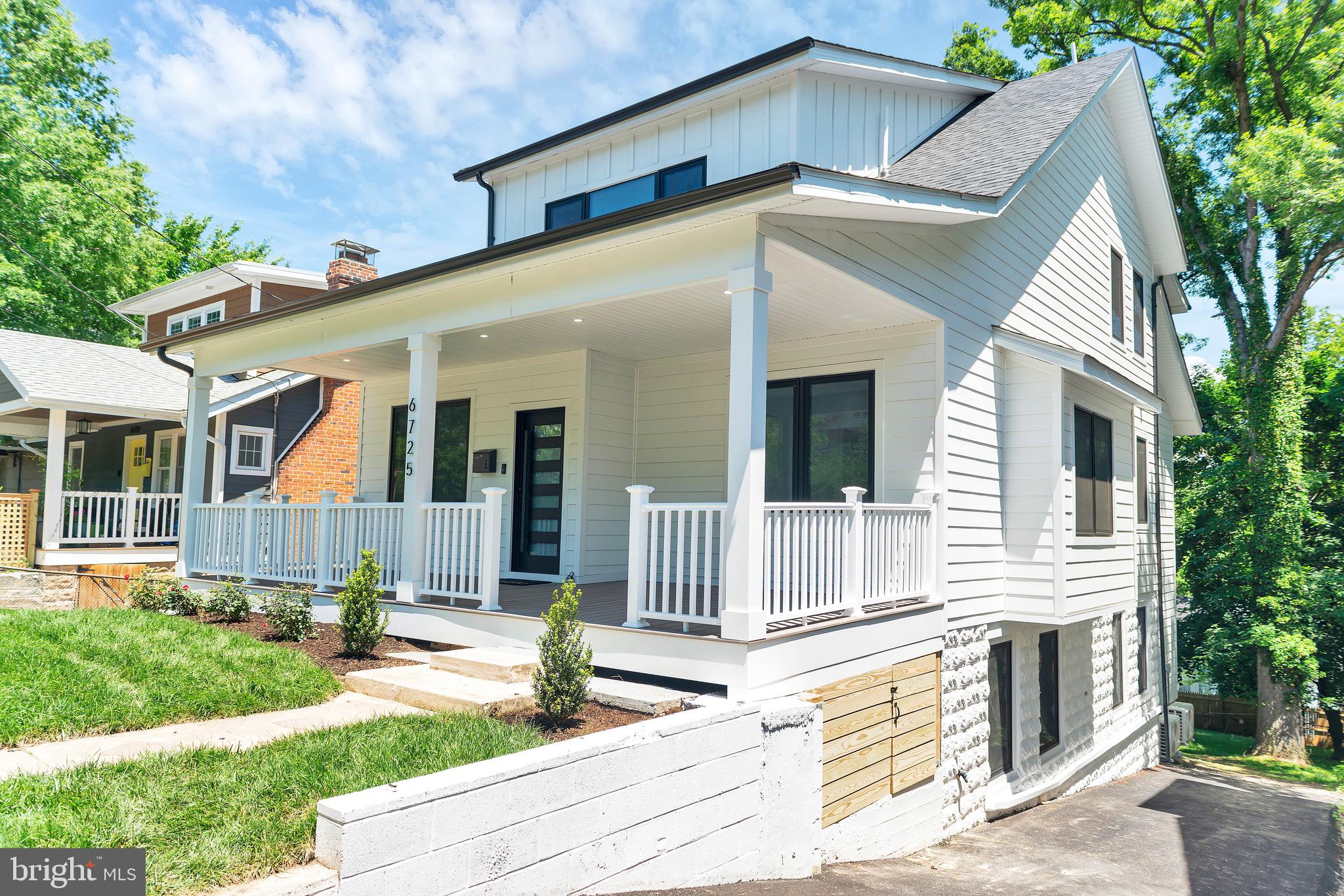 6725 Eastern Ave Northwest