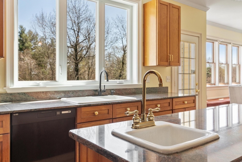 210 Old Littleton Road Harvard, MA 01451 - Photo 11 of 42