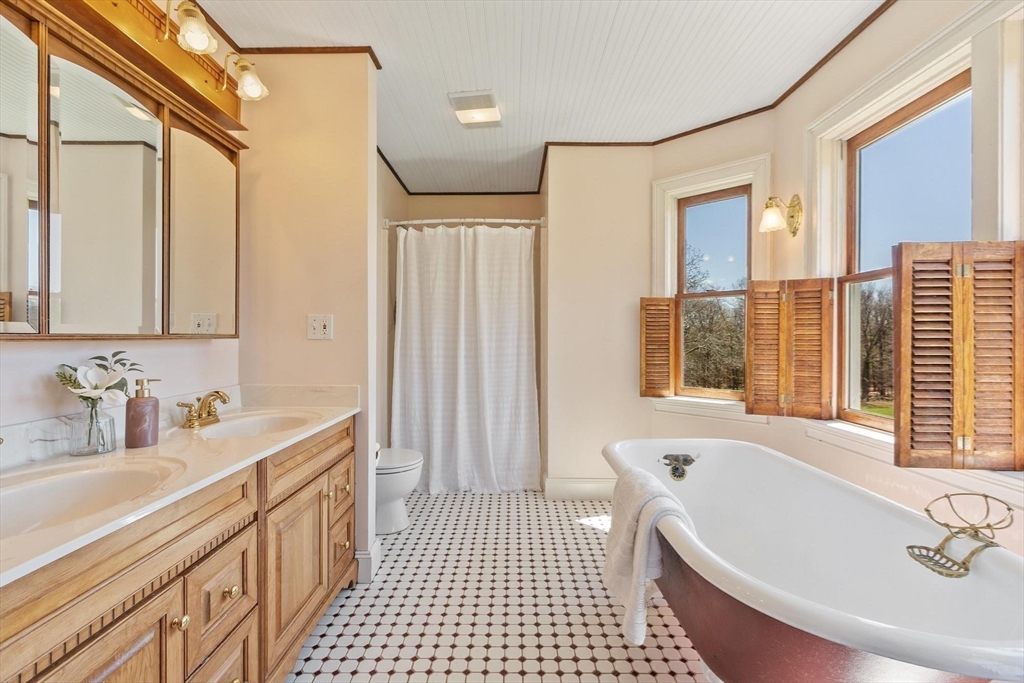 210 Old Littleton Road Harvard, MA 01451 - Photo 25 of 42