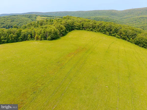 $995,000 | 930 Osman Road, Alum Bank, PA 15521