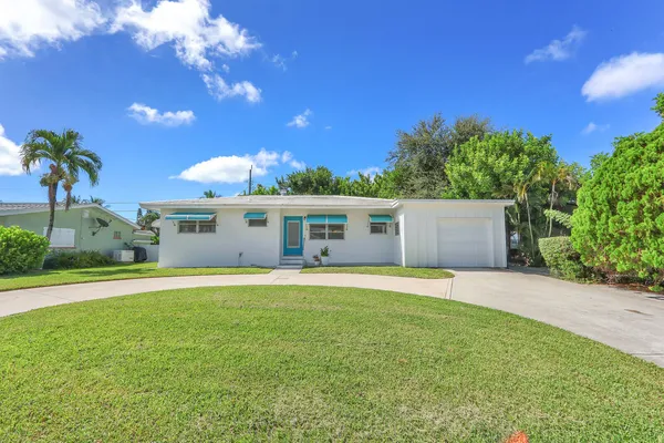 $2,750 | 1952 Circle Drive, North Palm Beach, FL 33408