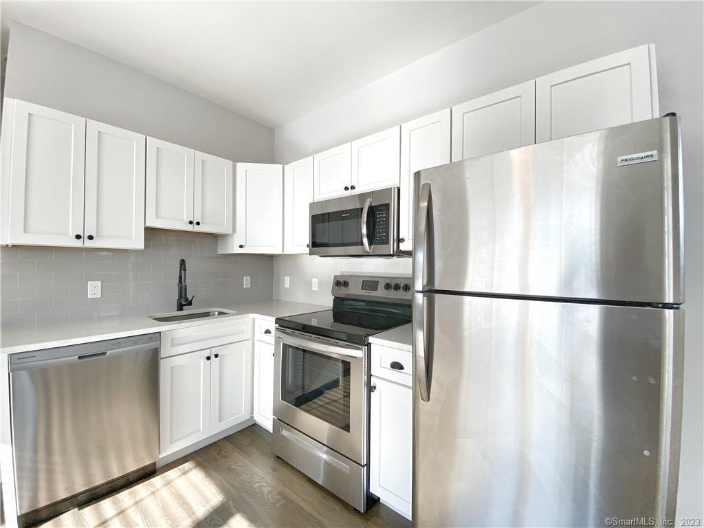 4 Berkeley Street, Unit 2 Norwalk, CT 06850 - Photo 1 of 1