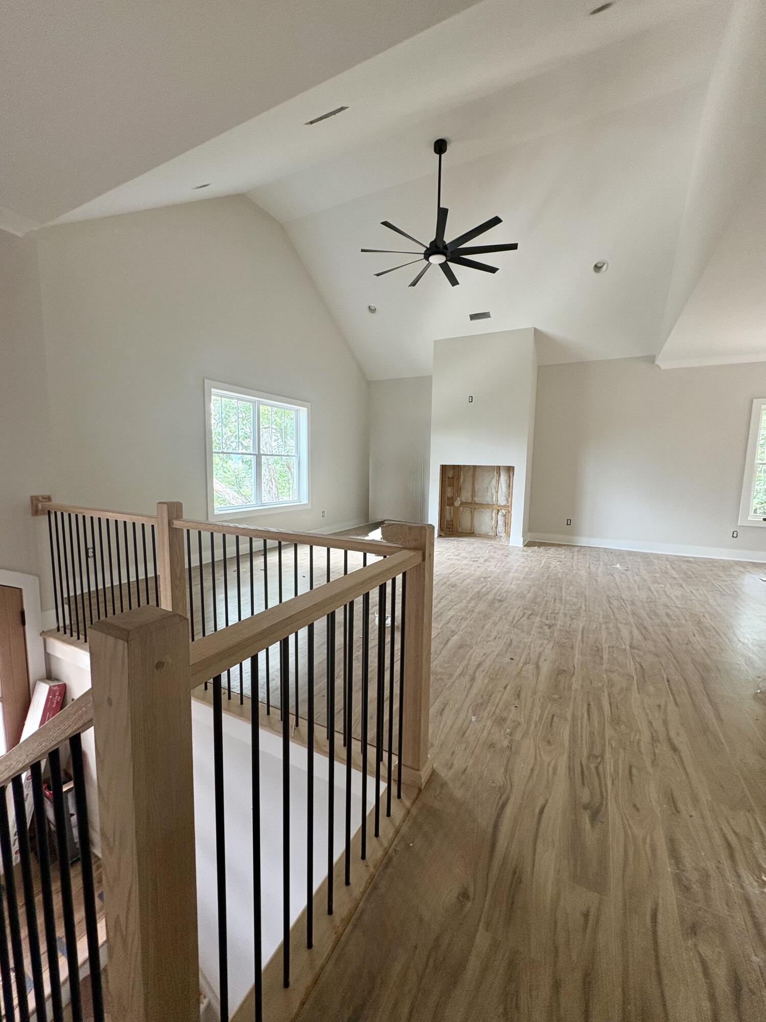 7648 Noah Reid Road Chattanooga, TN 37416 - Photo 14 of 15 Living Room