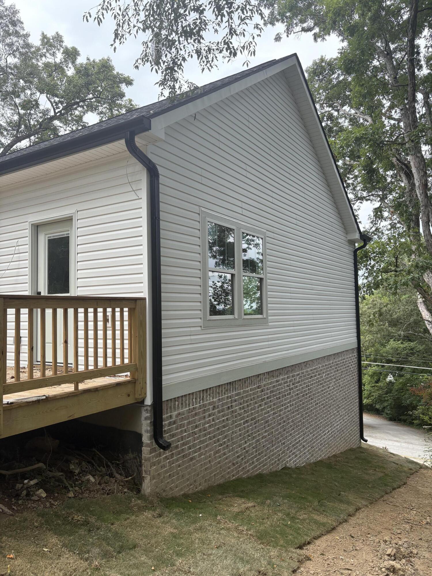 7648 Noah Reid Road Chattanooga, TN 37416 - Photo 5 of 15 Rear Side