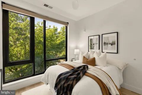 $449,900 | 4111 Connecticut Avenue Northwest, Unit 302, Washington, DC 20008