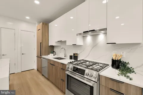 $449,900 | 4111 Connecticut Avenue Northwest, Unit 302, Washington, DC 20008