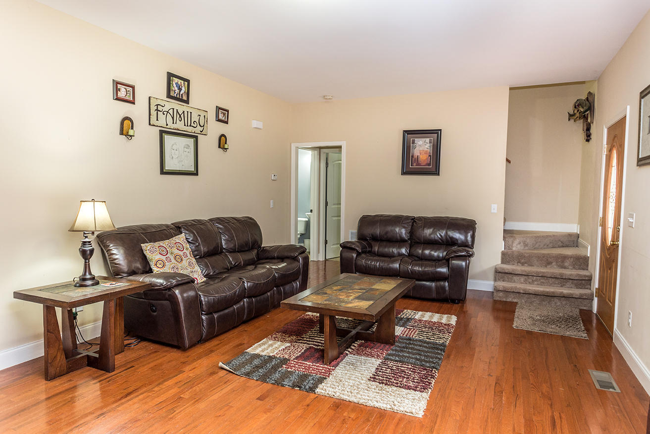 2425 Van Davis Road Charleston, TN 37310 - Photo 5 of 24 IMG_5607