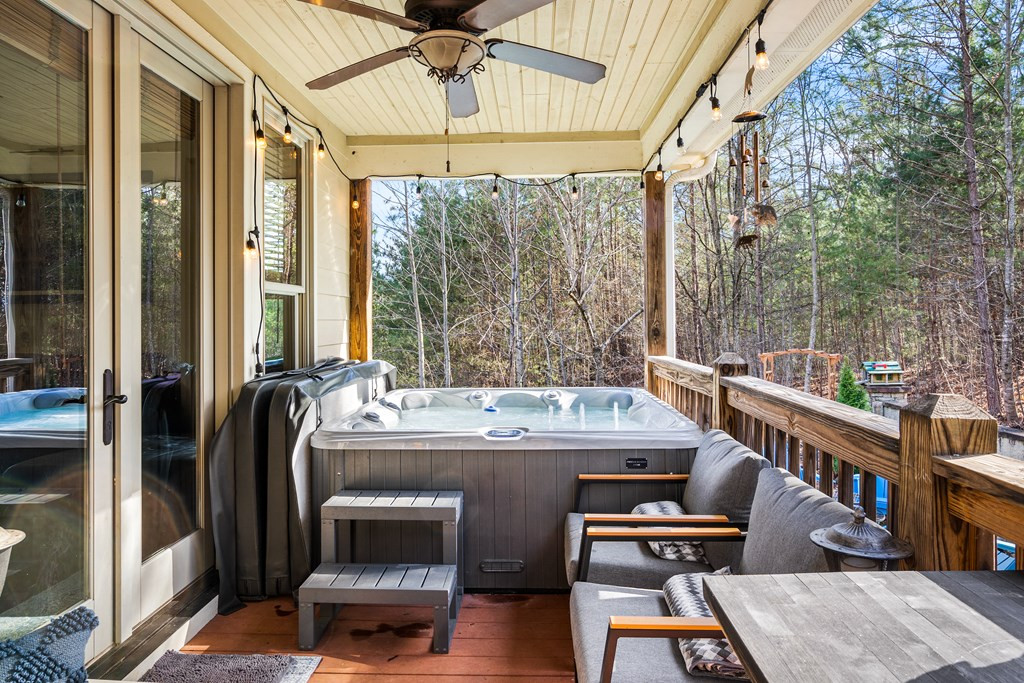 476 Licklog Ridge, Unit 32 Hayesville, NC 28904 - Photo 20 of 45 Hot Tub