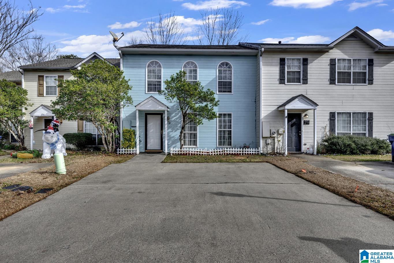 218 Willow Point Circle Alabaster, AL 35007 - Photo 1 of 26