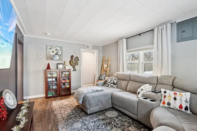 $425,000 | 11471 West Leland Avenue, Beach Park, IL 60099