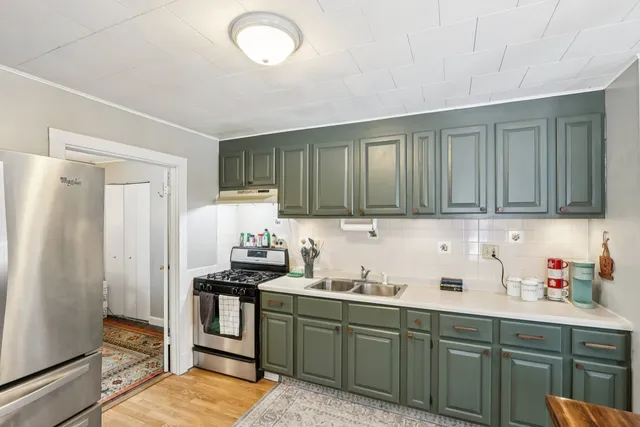 $425,000 | 11471 West Leland Avenue, Beach Park, IL 60099