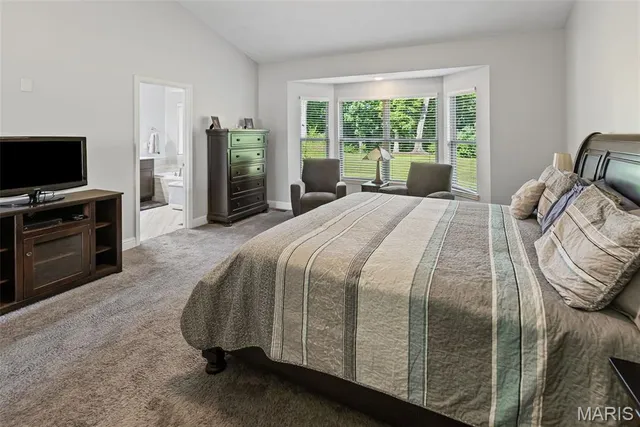 $389,000 | 972 Half Moon Lane, Caseyville, IL 62232