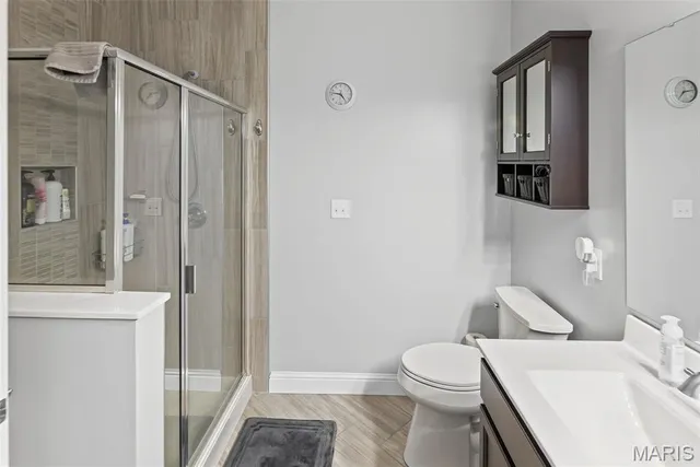 $389,000 | 972 Half Moon Lane, Caseyville, IL 62232