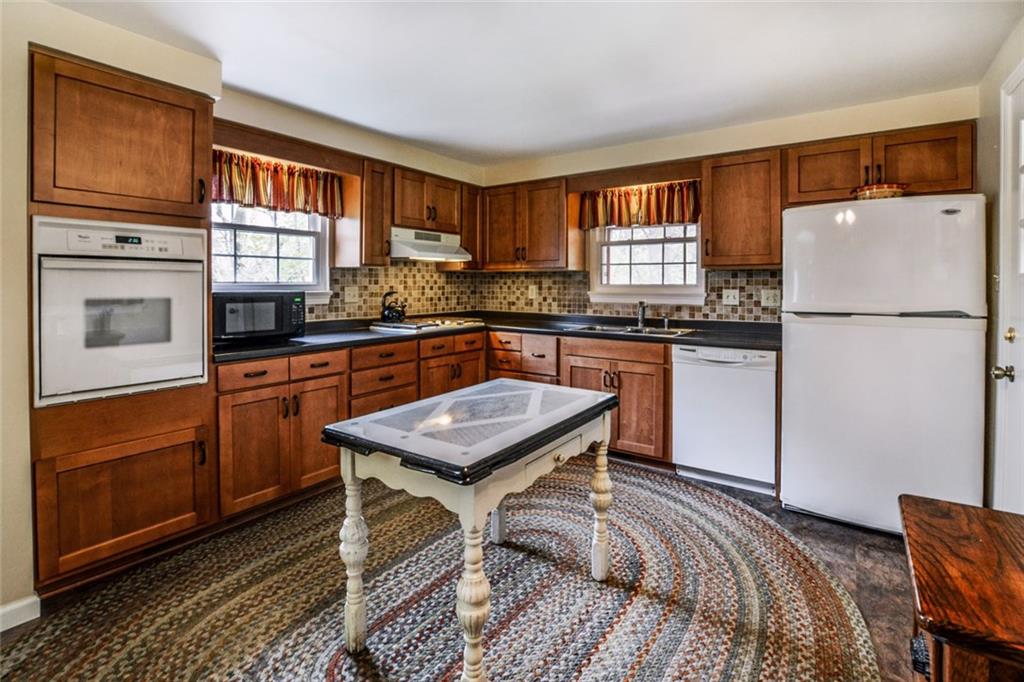 1385 Morrow Road Pittsburgh, PA 15241 - Photo 2 of 16 Gallery Image 2