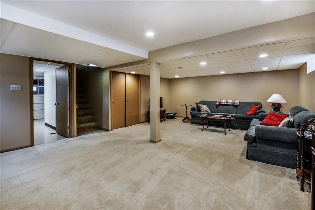 1385 Morrow Road Pittsburgh, PA 15241 - Photo 12 of 16 Gallery Image 12