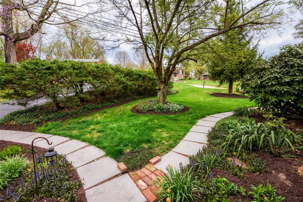 1385 Morrow Road Pittsburgh, PA 15241 - Photo 14 of 16 Gallery Image 14