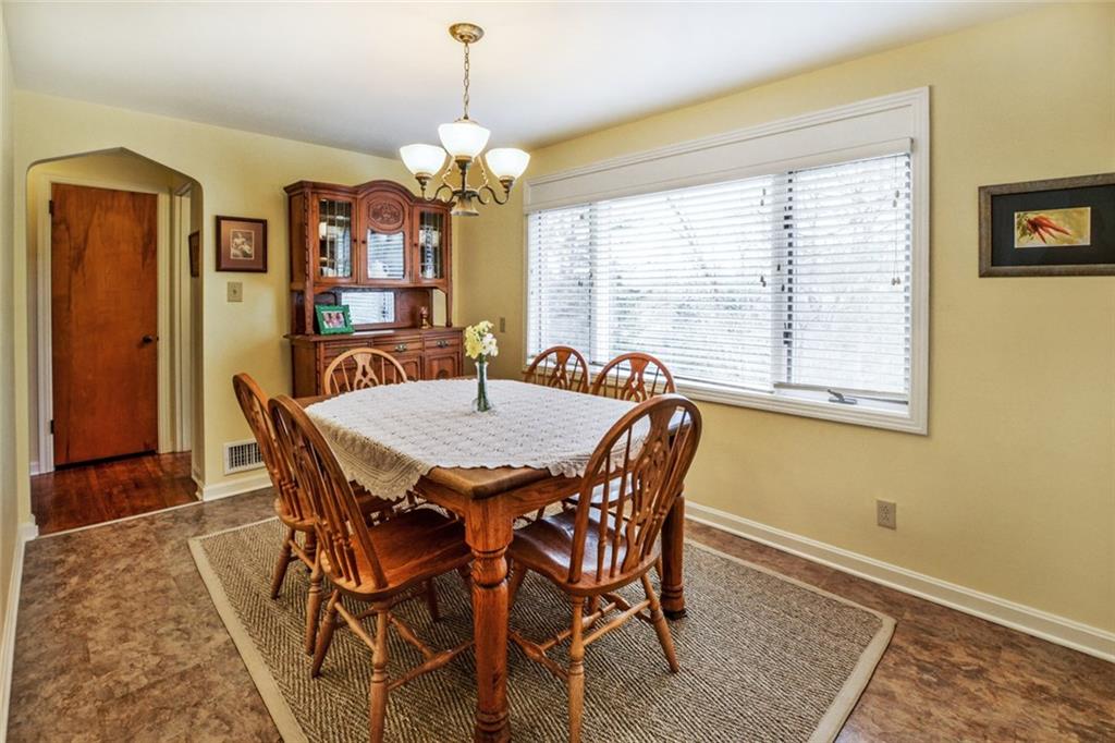 1385 Morrow Road Pittsburgh, PA 15241 - Photo 4 of 16 Gallery Image 4