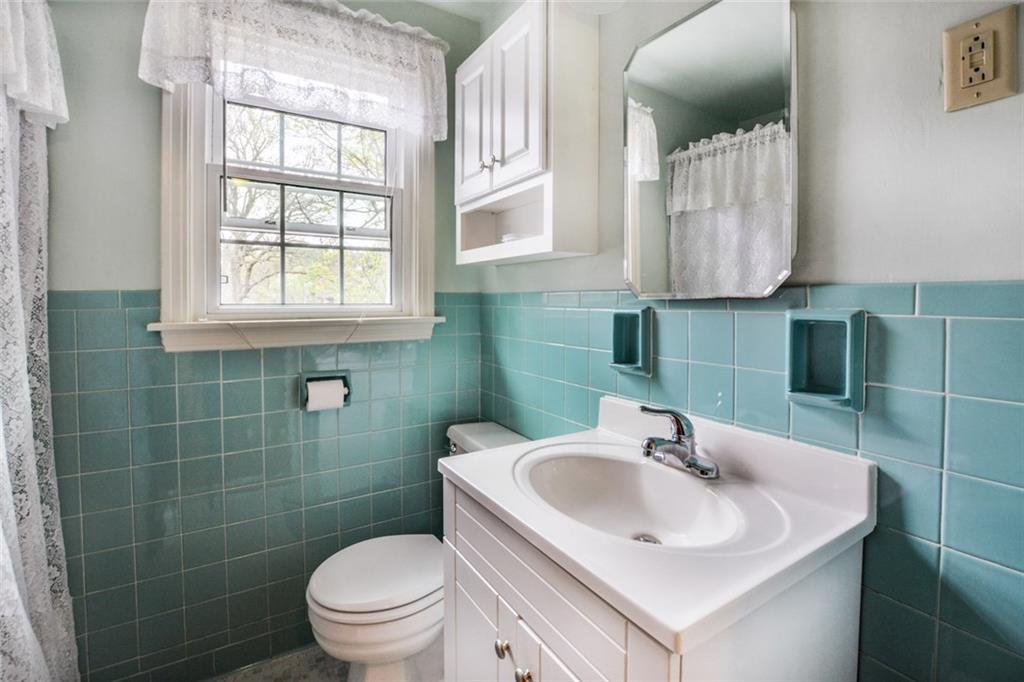 1385 Morrow Road Pittsburgh, PA 15241 - Photo 7 of 16 Gallery Image 7