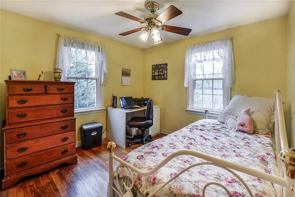 1385 Morrow Road Pittsburgh, PA 15241 - Photo 10 of 16 Gallery Image 10