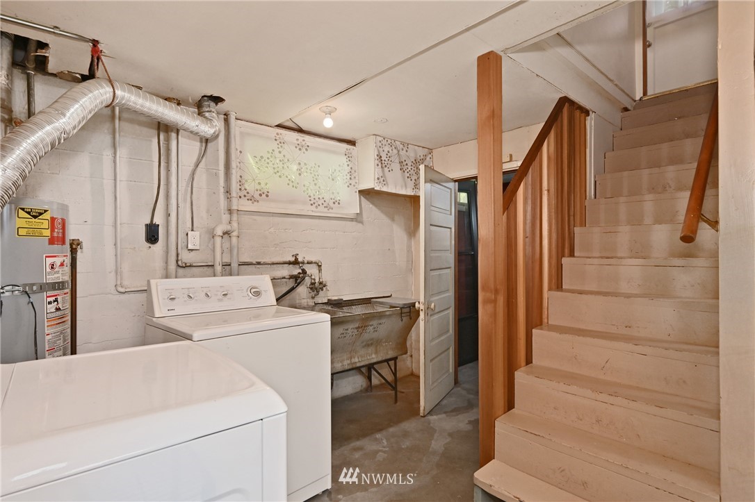 726 North 76th Street Seattle, WA 98103 - Photo 22 of 30