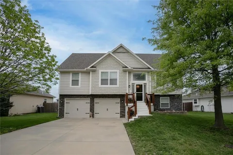 $394,995 | 30200 West 185th Street, Gardner, KS 66030