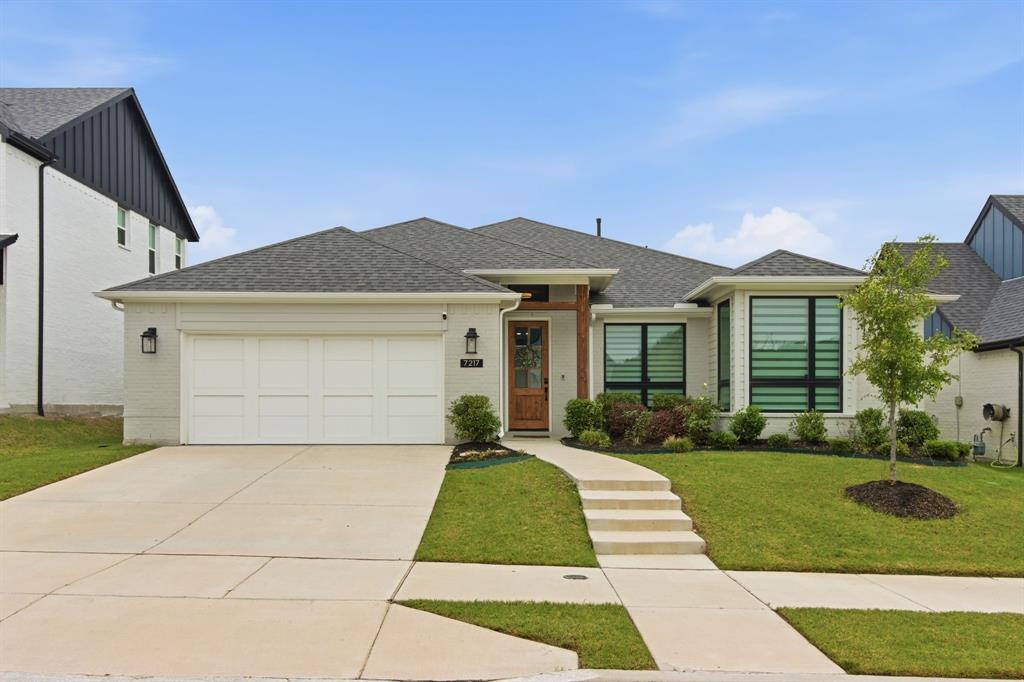 7217 Mantle Ridge Drive Fort Worth, TX 76179 - Photo 2 of 31