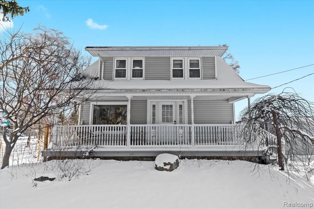 3901 Lone Tree Road Milford, MI 48380 - Photo 2 of 48 Gallery Image 2