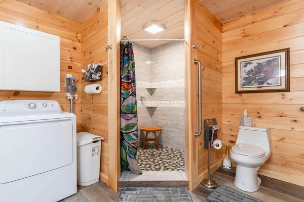 $558,000 | 22 Point Road, Guilford, ME 04443