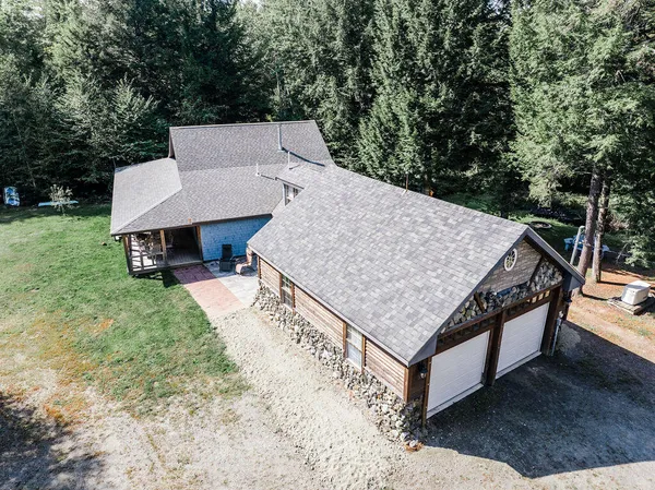 $558,000 | 22 Point Road, Guilford, ME 04443