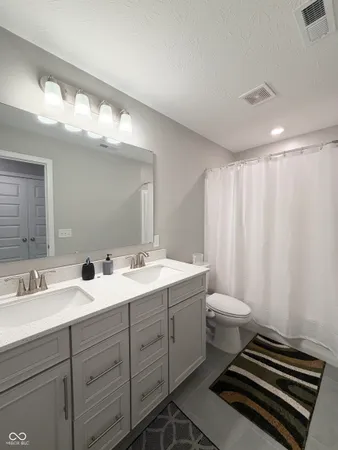 $3,500 | 908 Edmonds Place, Greenwood, IN 46143