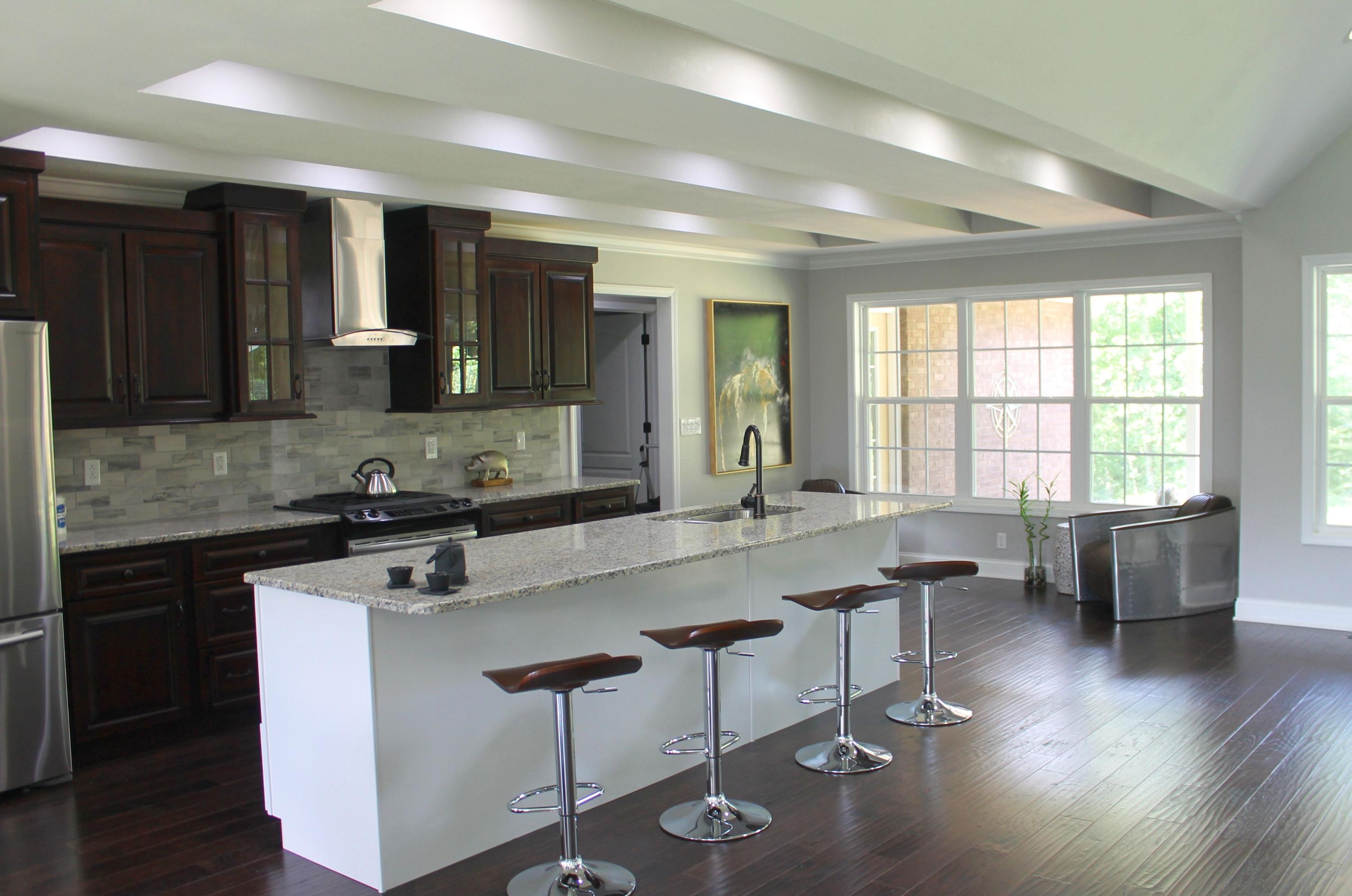 256 Bush Road Clinton, TN 37716 - Photo 11 of 35 KITCHEN - bar, cook space