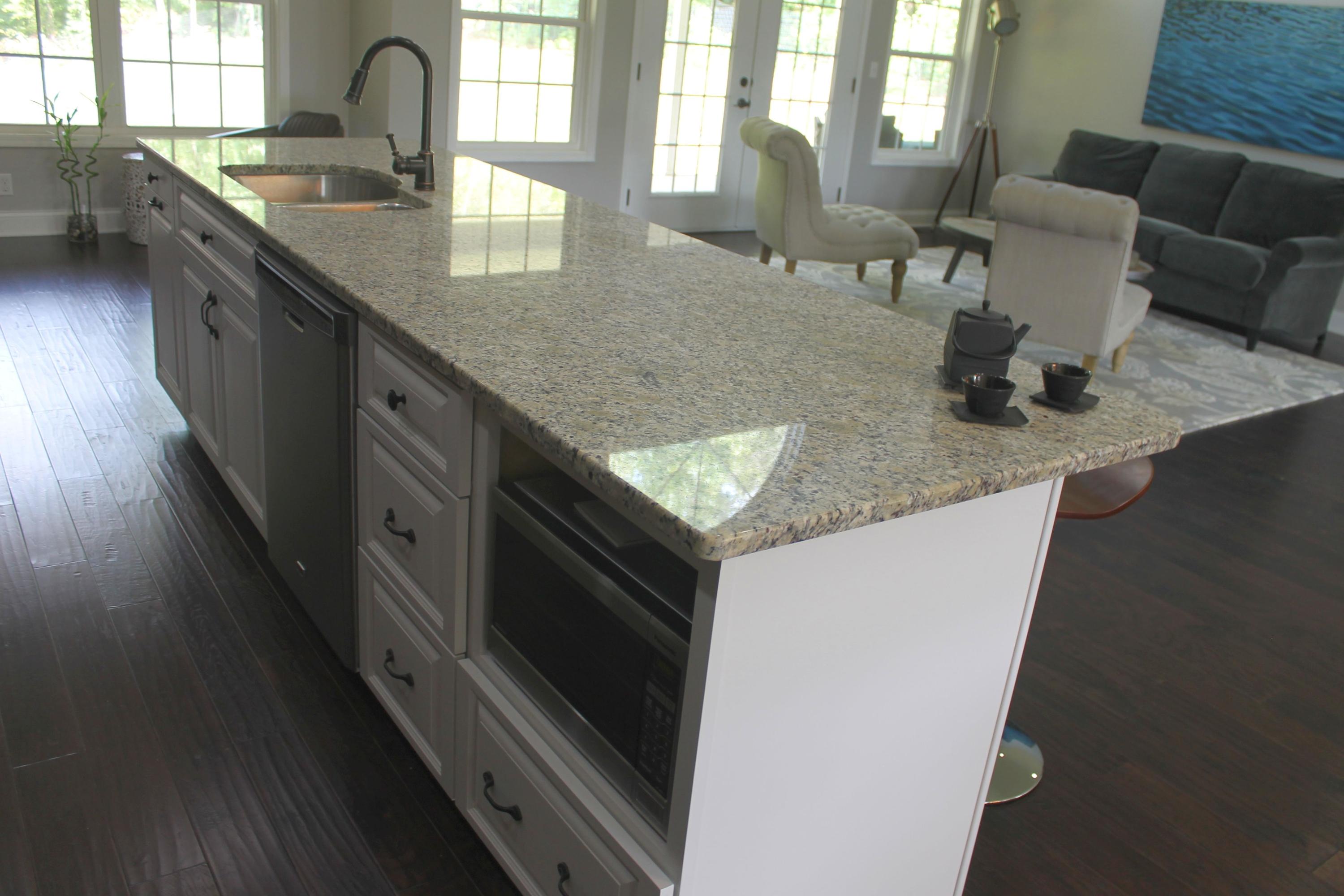 256 Bush Road Clinton, TN 37716 - Photo 13 of 35 KITCHEN - island view to LR