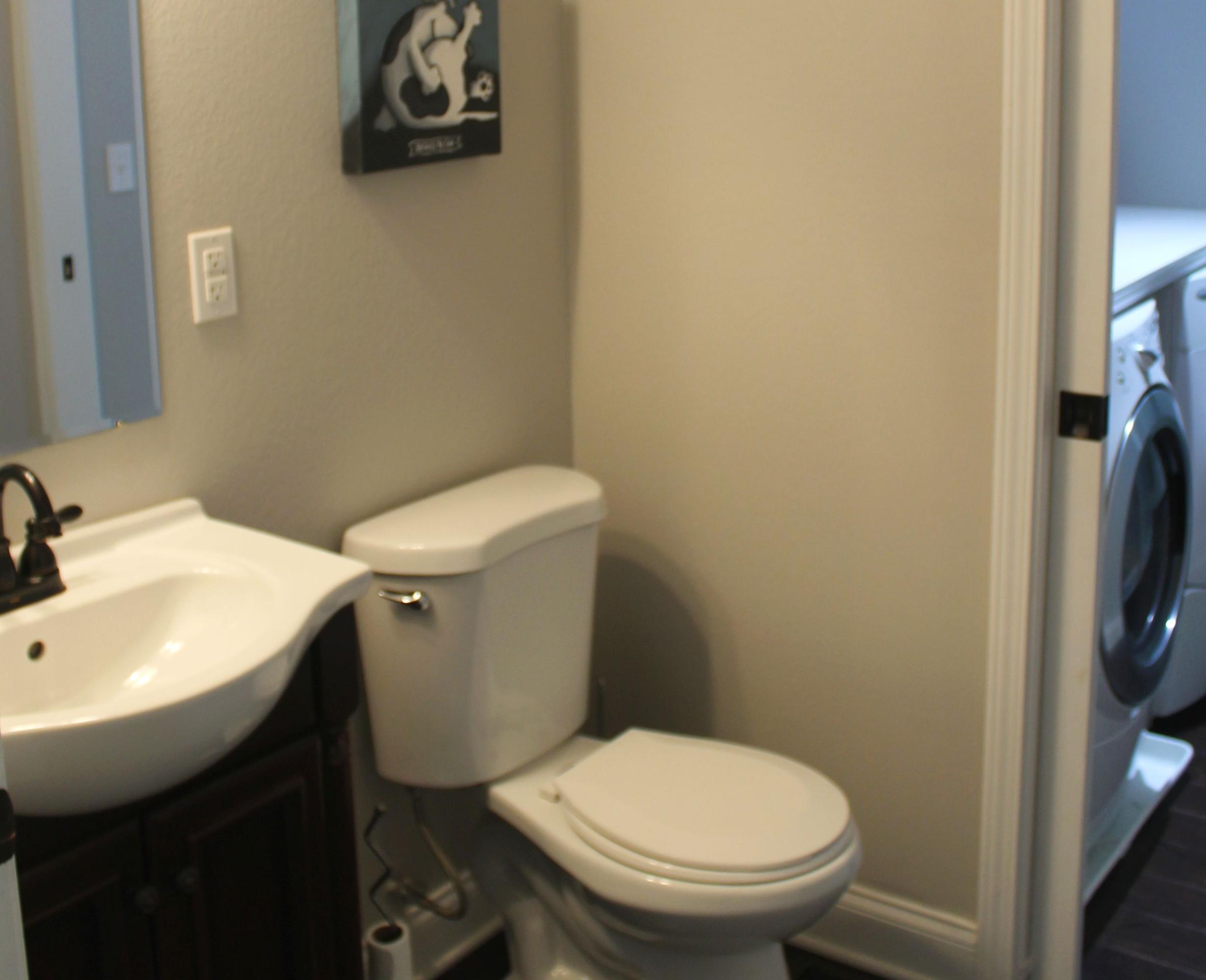 256 Bush Road Clinton, TN 37716 - Photo 21 of 35 HALF BATH