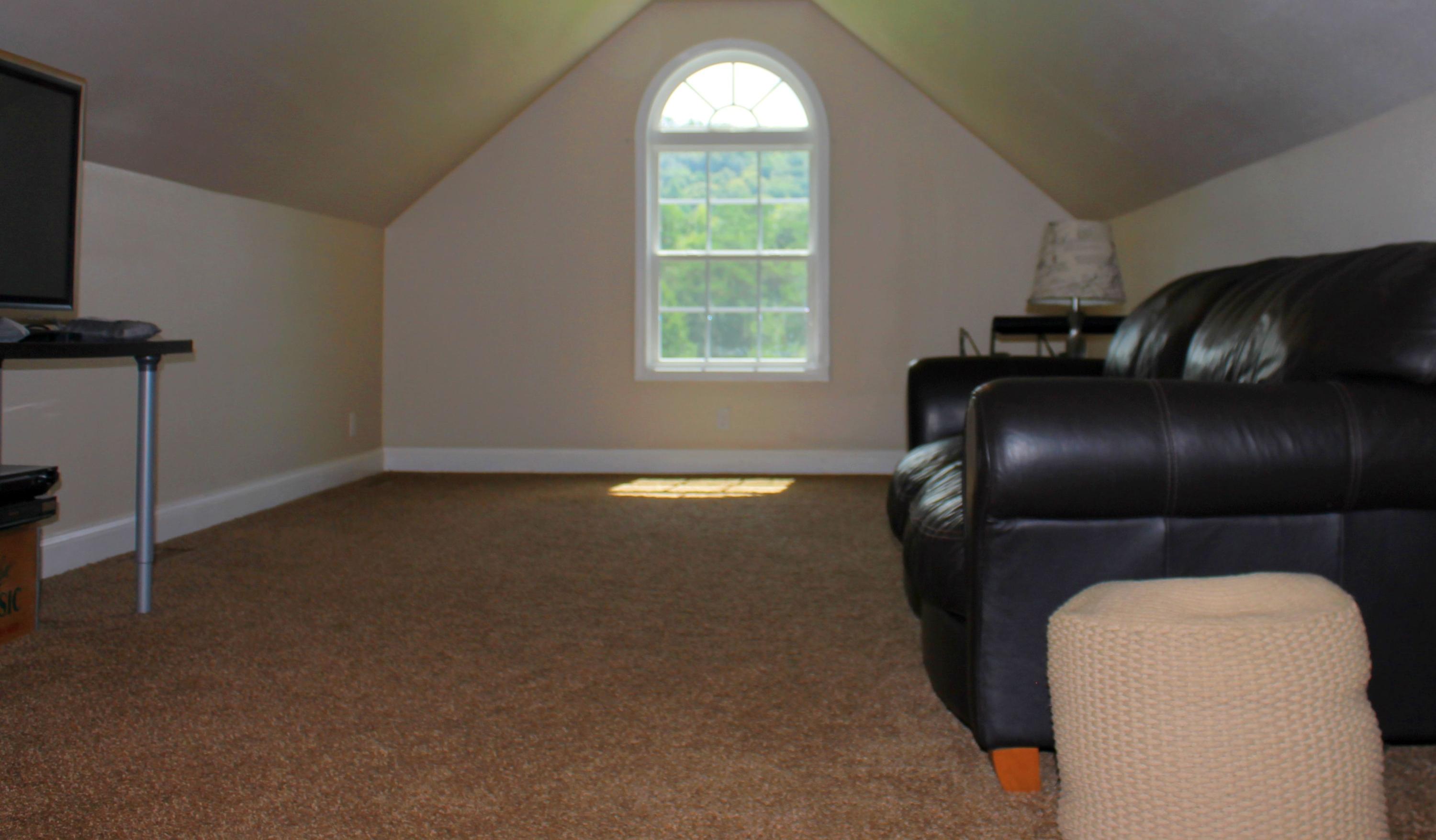 256 Bush Road Clinton, TN 37716 - Photo 27 of 35 BONUS - Upstairs