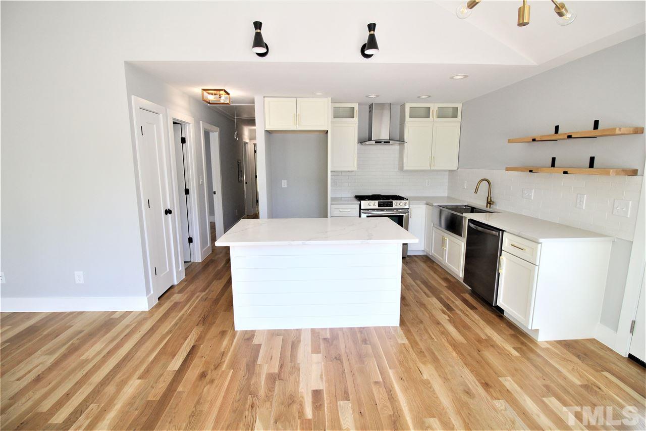 205 Bledsoe Avenue Raleigh, NC 27601 - Photo 2 of 23