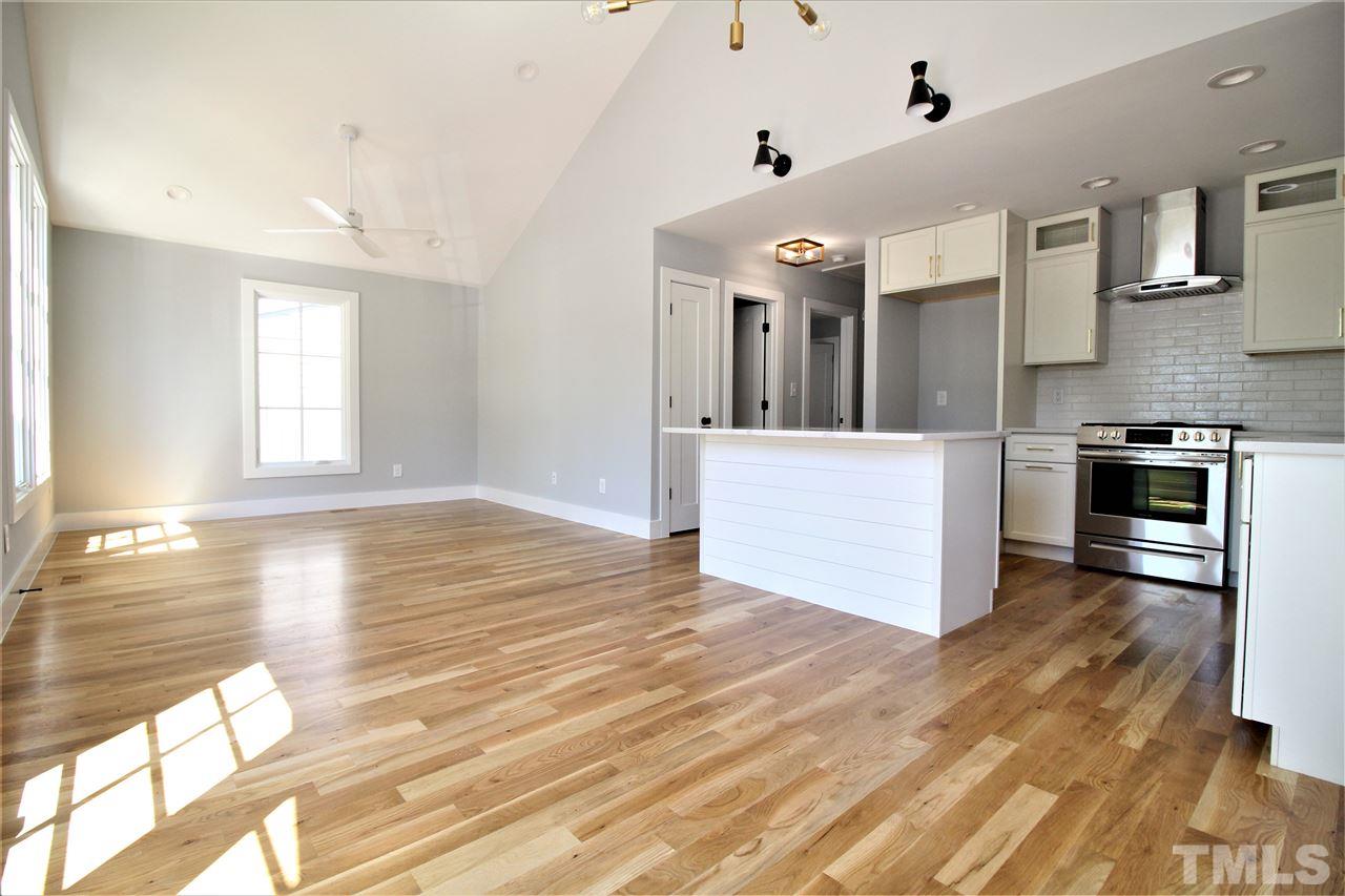 205 Bledsoe Avenue Raleigh, NC 27601 - Photo 3 of 23