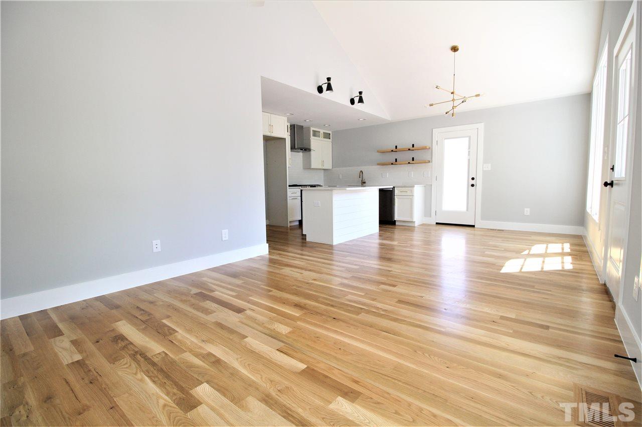 205 Bledsoe Avenue Raleigh, NC 27601 - Photo 4 of 23