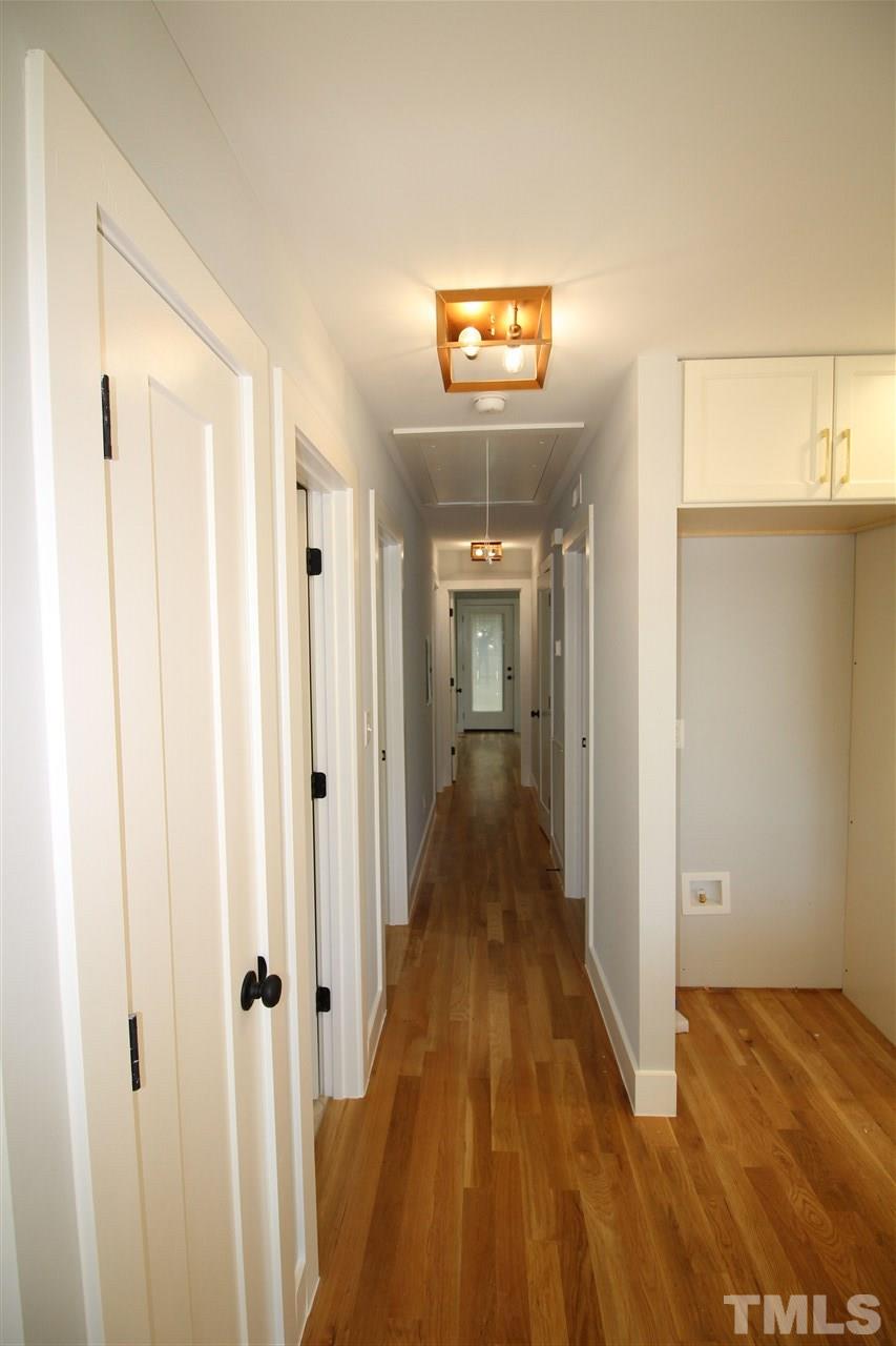 205 Bledsoe Avenue Raleigh, NC 27601 - Photo 6 of 23